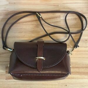 Vera Pelle Italian Leather Crossbody Bag